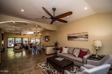3426 E Glen Rosa AZ-6