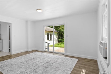 13 Potters Ct, Great Neck, NY 11024 - photo 7