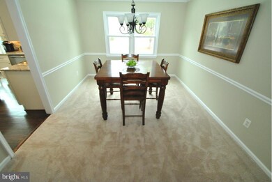 12776 Flat Meadow Ln, Herndon, VA 20171 - photo 6