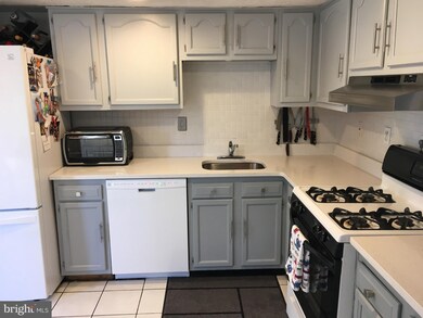 3301 Mont Clare Ln, Bowie, MD 20715 - photo 3