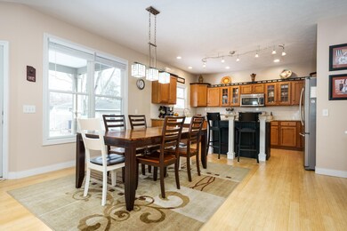 2710 Avalon Woods Dr, Portage, MI 49024 - photo 3