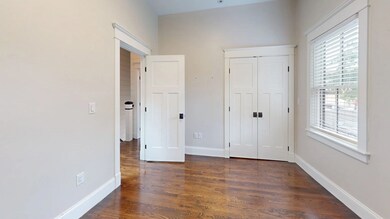 25 Pearl St unit 25, Newton, MA 02458 - photo 4