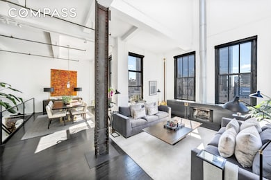 Glass Farmhouse unit 11/12G, New York, NY 10018 - photo 4