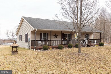 236 Chestnut Grove Rd, Winchester, VA 22603 - photo 2