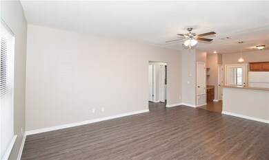 3010 SE J St unit 20, Bentonville, AR 72712 - photo 7