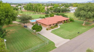 3333 0060-Drones - Campbell - 2916 (3)