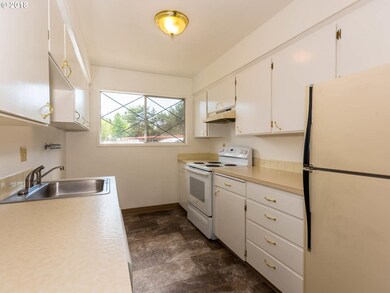 1728 NE Hogan Dr, Gresham, OR 97030 - photo 6