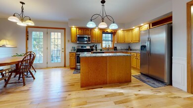 14-web-or-mls-32-Highland-Farm-Road-Kitc