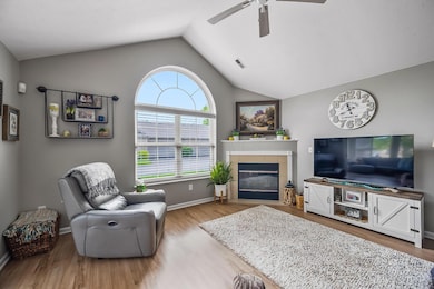 7-web-or-mls-7300 Falls View Cir-107 (1)