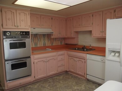 10210 N Valle Del Oro Dr, Tucson, AZ 85737 - photo 5