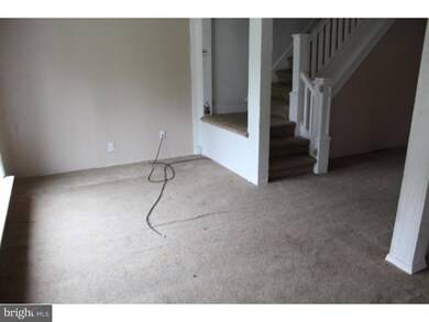 137 Dahlia Ave, Williamstown, NJ 08094 - photo 2