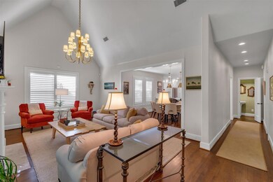 5831 Monticello Ave, Dallas, TX 75206 - photo 5