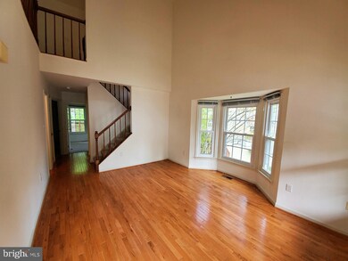 4220 Jonathan Ct, Dumfries, VA 22025 - photo 2