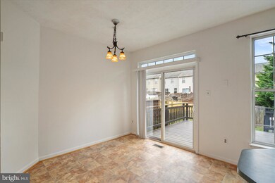 5208 Torrington Cir, Rosedale, MD 21237 - photo 6