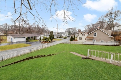 55 Walter Ave, North Providence, RI 02911 - photo 3