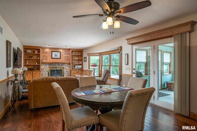 4410 Regency Place, Davenport, IA 52806 - photo 5