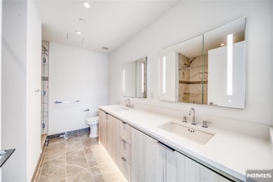 Avora unit 323, Weehawken, NJ 07086 - photo 7