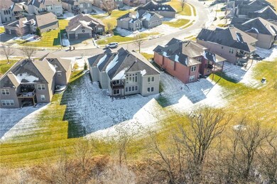 1518 Ventnor Ln, Raymore, MO 64083 - photo 3