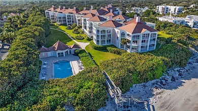 Oceanfront & Pool