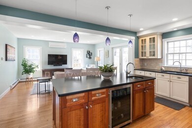 10 Salem St, Newburyport, MA 01950 - photo 7