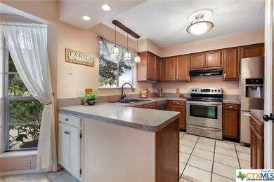 1402 Girard St, San Marcos, TX 78666 - photo 3