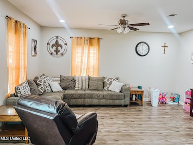 156 Ridge Ln, Lucedale, MS 39452 - photo 6