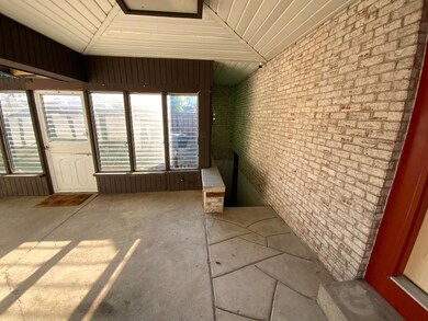 1291 Evaline Dr, Columbus, OH 43224 - photo 7