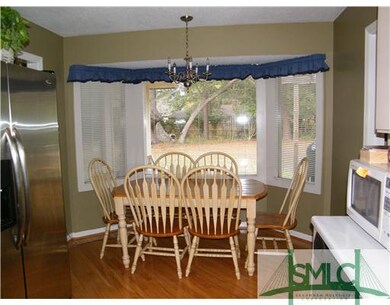 Kitchen. Breakfast Area