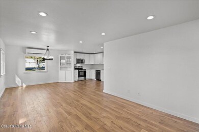 4-Living Room