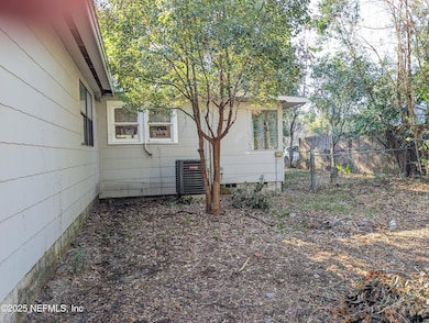 220 2nd Way, Interlachen, FL 32148 - photo 4