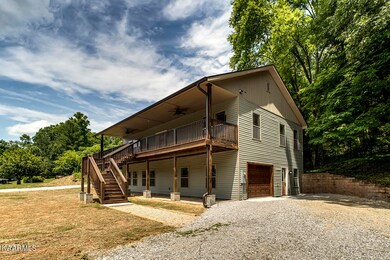 02_CaveCreekRoad_287_FrontRight