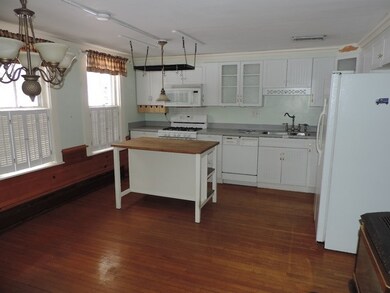 184 Sylvain Rd, Saint Johnsbury, VT 05819 - photo 5