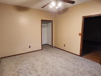 118 N Lindberg St, Griffith, IN 46319 - photo 2