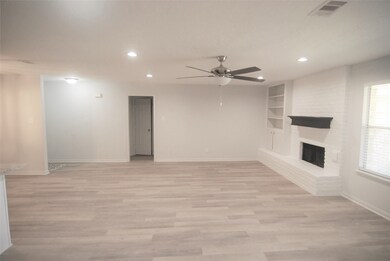 2203 Wickburn Dr, Spring, TX 77386 - photo 3