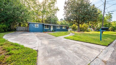 4029 Macgregor Dr, Jacksonville, FL 32210 - photo 7