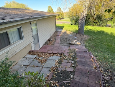 602 Tomahawk Rd, North Platte, NE 69101 - photo 7