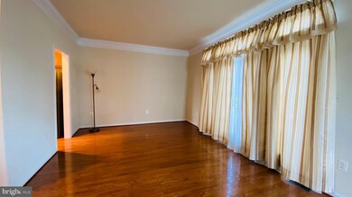 9766 Corbett Cir, Manassas Park, VA 20111 - photo 4