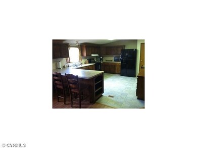 6908 Richmond Rd, Amelia Court House, VA 23002 - photo 3