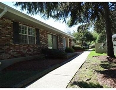 916 B Windsor Dr N unit 916B, Framingham, MA 01701 - photo 4