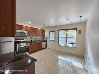 74 Dartmouth Loop, Staten Island, NY 10306 - photo 5