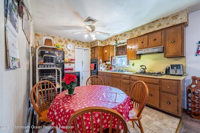 Kitchen 1 (2)