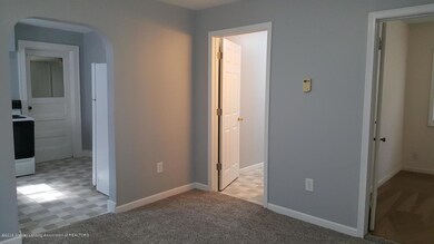 327 Dunlap St, Lansing, MI 48910 - photo 4
