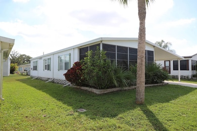 8775 20th St unit 917, Vero Beach, FL 32966 - photo 4