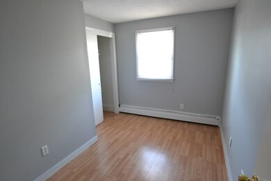 25A Abbott St unit B, Lawrence, MA 01843 - photo 7