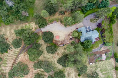 3181 Old Stage Rd, Central Point, OR 97502 - photo 5