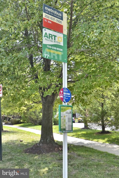 4550 28th Rd S unit 1614, Arlington, VA 22206 - photo 4