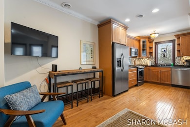 14-web-or-mls-11-e-chestnut-st-3