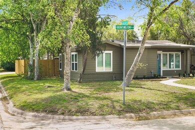 912 E Huntington St, Beeville, TX 78102 - photo 2