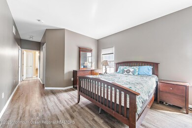 1022WhisperingOak-15