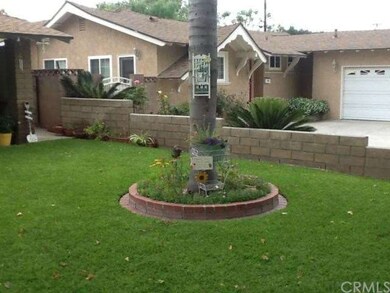 Well maintained front yard